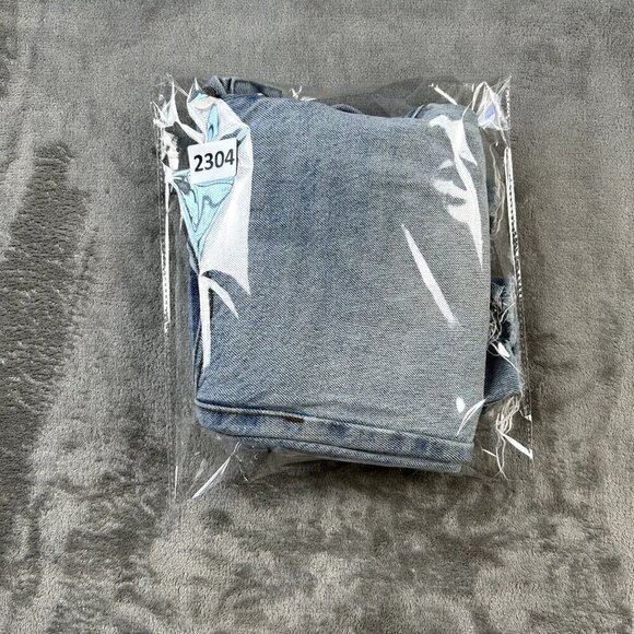 J. Galt / Brandy Melville Light Wash Button-fly Jeans Size Medium Raw Hem - Picture 8 of 8